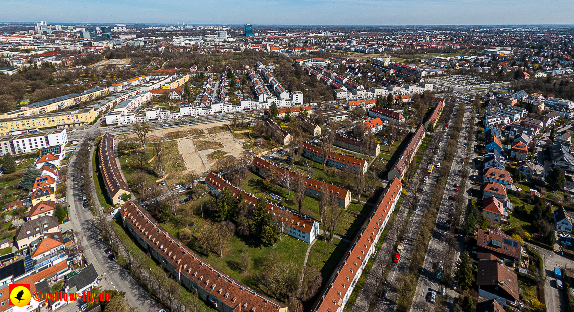 21.03.2023 - Luftbilder von der Baustelle Maikäfersiedlung in Berg am Laim